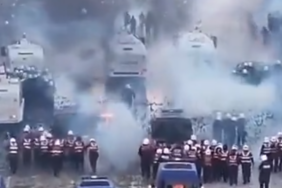 Arnavutluk'ta Rama hükümetine karşı öğrenci protestoları sürerken başbakan diyalog çağrısı yaptı