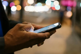 Moskova'da Uluslararası Zirveler Nedeniyle Mobil İnternete Üç Gün Kısıtlama Getiriliyor