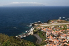 Corvo Adası Atlantik Yelkovan Kuşlarını Korumak İçin Beş Gece Karartıldı