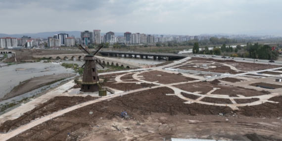 Sivas’ta 684 Bin Metrekarelik Kızılırmak Kıyı Düzenlemesinde Hedef Yıllar Açıklandı